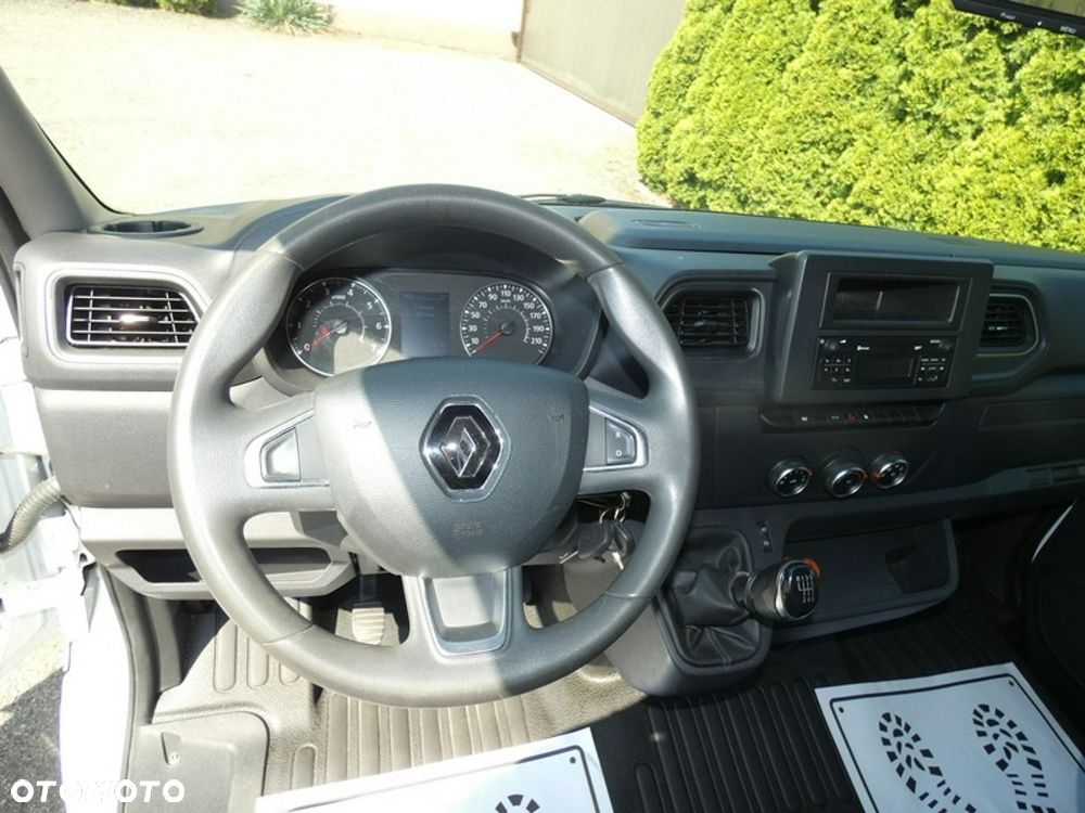 Renault Master - 10