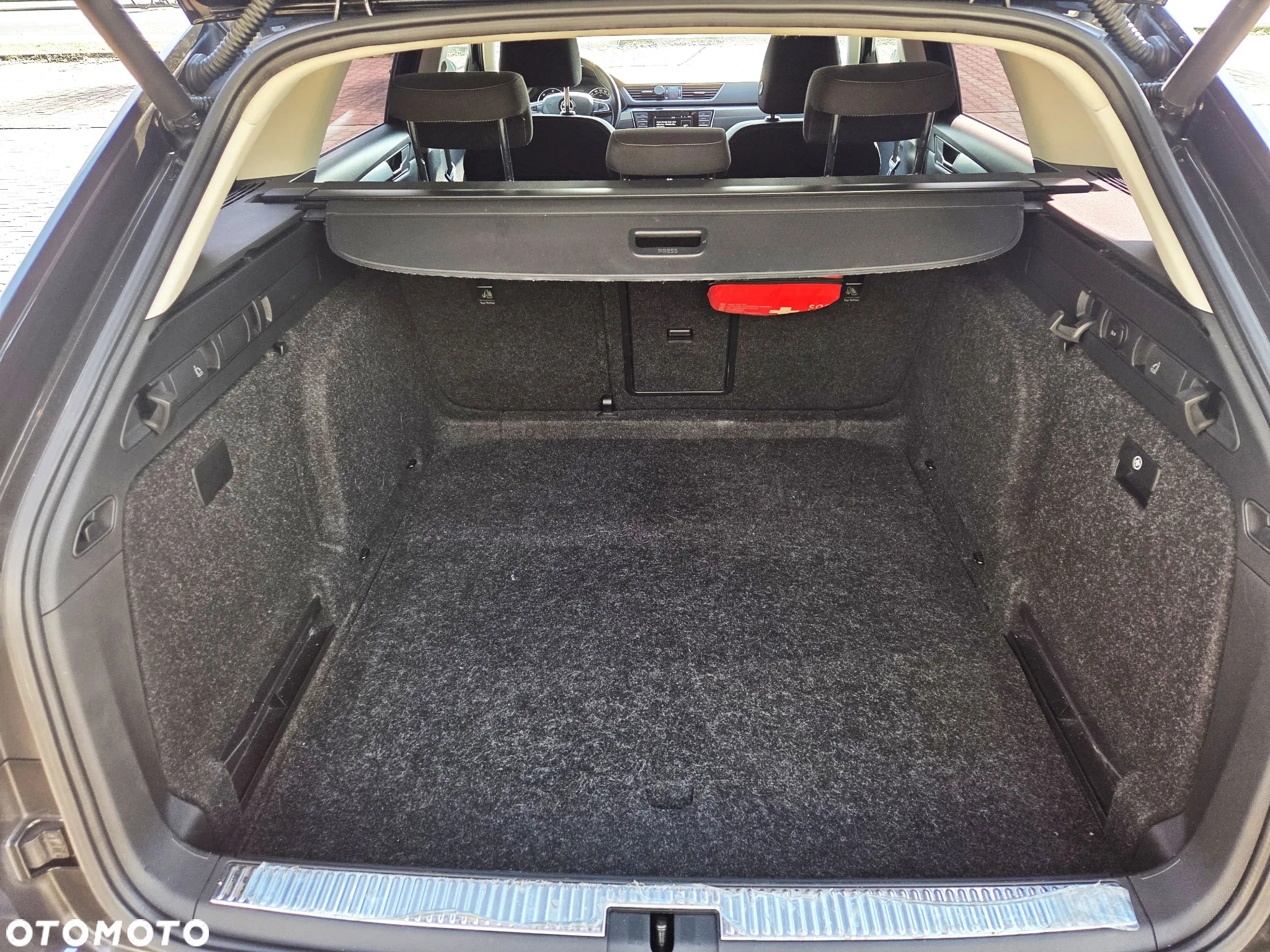 Skoda Superb 2.0 TDI Style DSG - 14