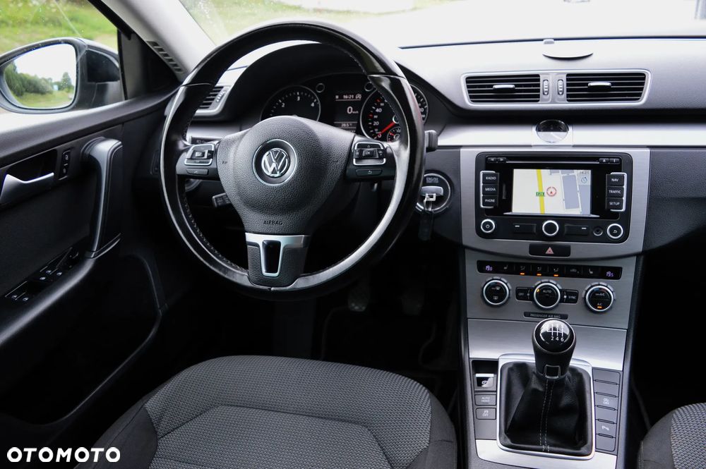 Volkswagen Passat Variant 1.6 TDI Comfortline - 9