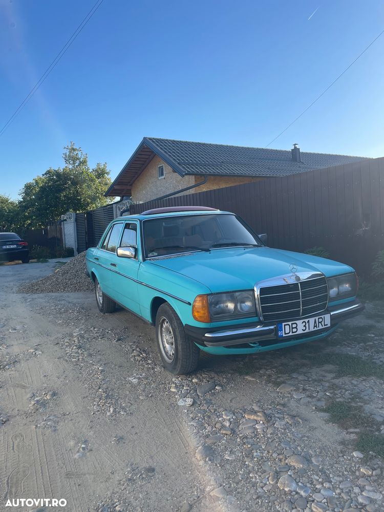 Mercedes-Benz W123 - 2
