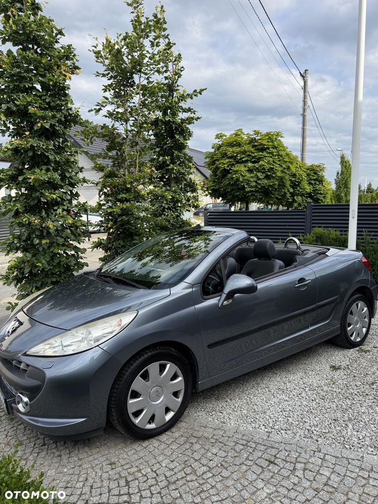 Peugeot 207 CC - 1