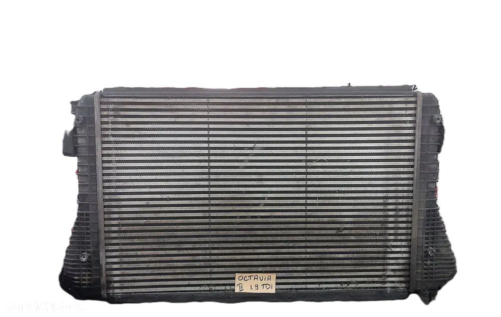 SKODA OCTAVIA II 04-13 LIFT 1,9 TDI komplet chłodnic + wentylator VALEO 1K0121253AA, 1K0121203AR, 1K0121205AG, 1K0121207BF * - 1