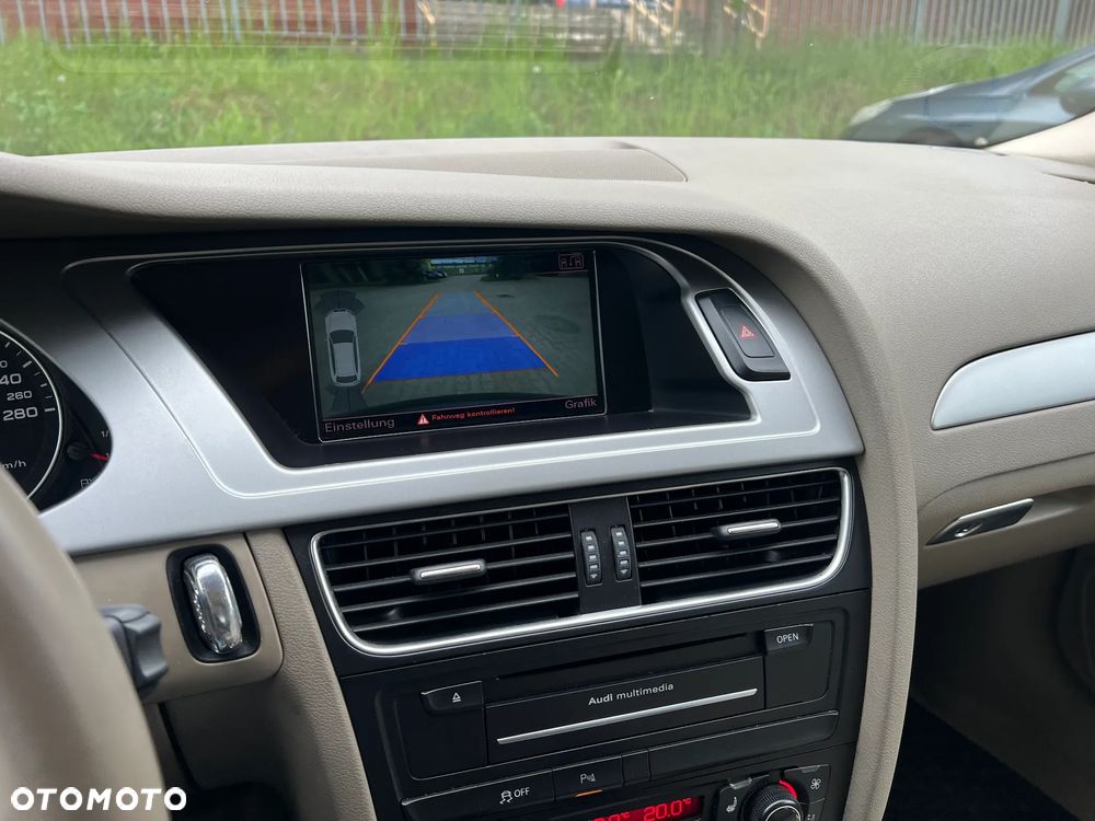 Audi A4 Avant - 22