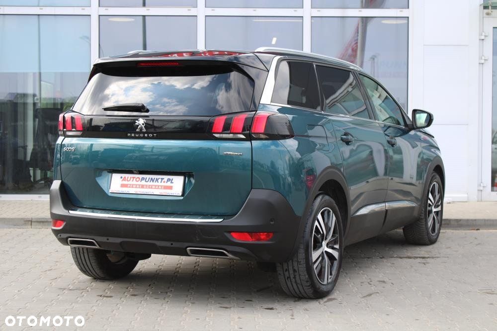 Peugeot 5008 - 4
