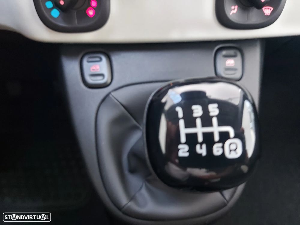 Fiat Panda Pandina 1.0 Hybrid - 19