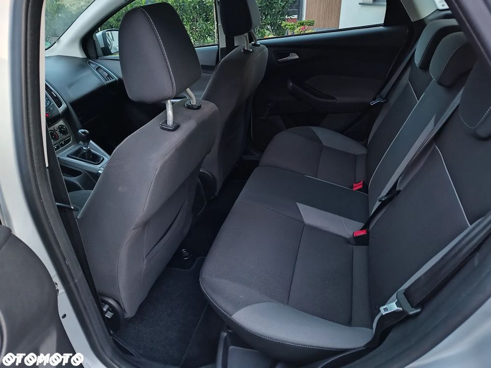 Ford Focus 1.0 EcoBoost Start-Stopp-System TREND - 11