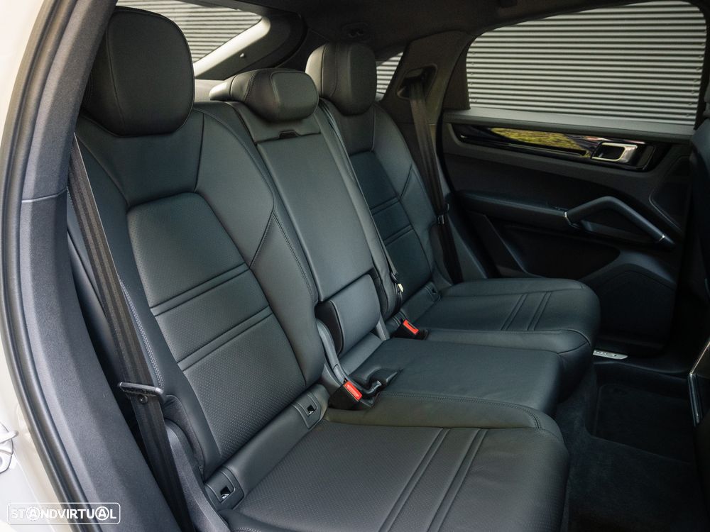 Porsche Cayenne E-Hybrid - 28