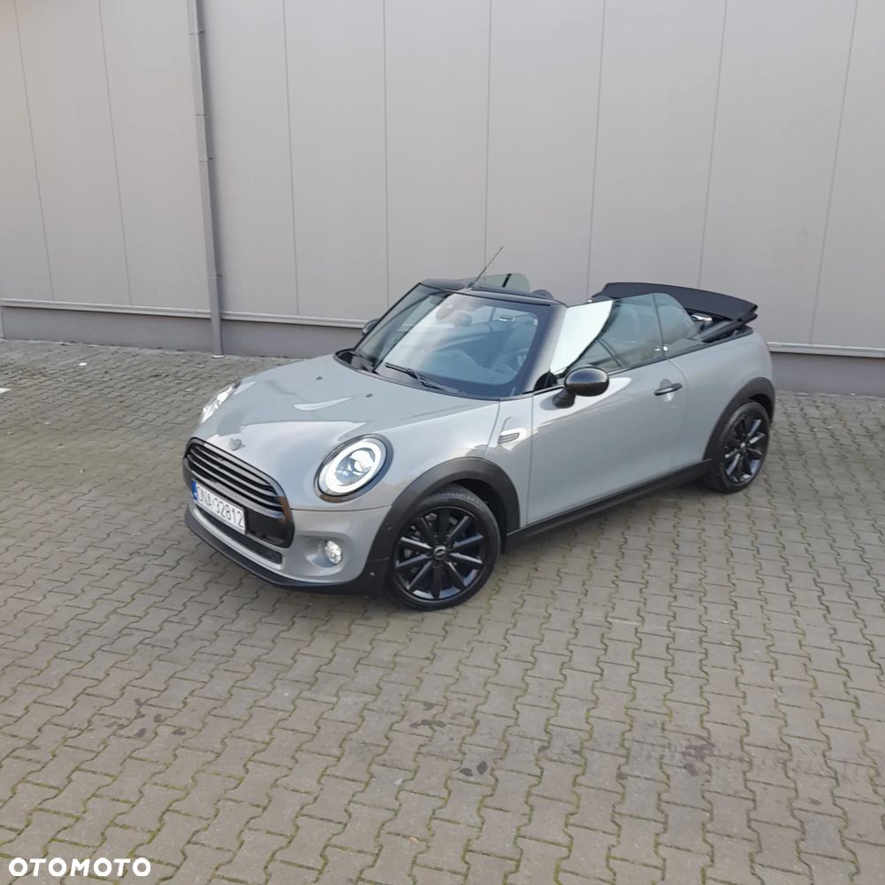 MINI Cooper Sidewalk Edition - 1