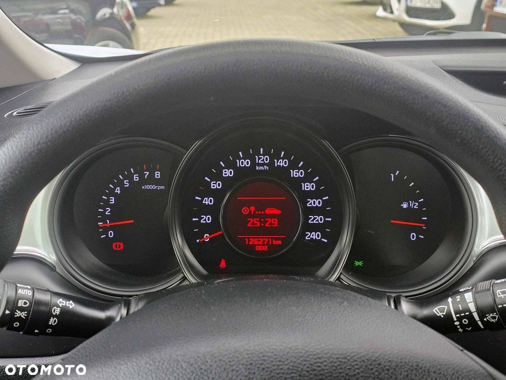 Kia Ceed - 5