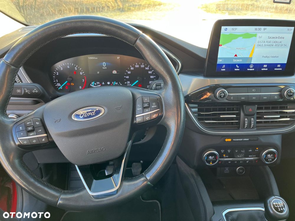 Ford Kuga 1.5 EcoBoost FWD Titanium - 8