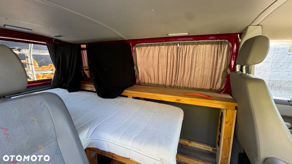 Volkswagen Transporter Caravelle Kurz (7.Si.) - 21