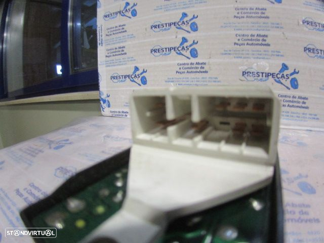 Interruptor Inter5258 SUZUKI LIANA 2001 1.3I 90CV 5P CASTANHO VIDROS FE Plástico Partido - 5