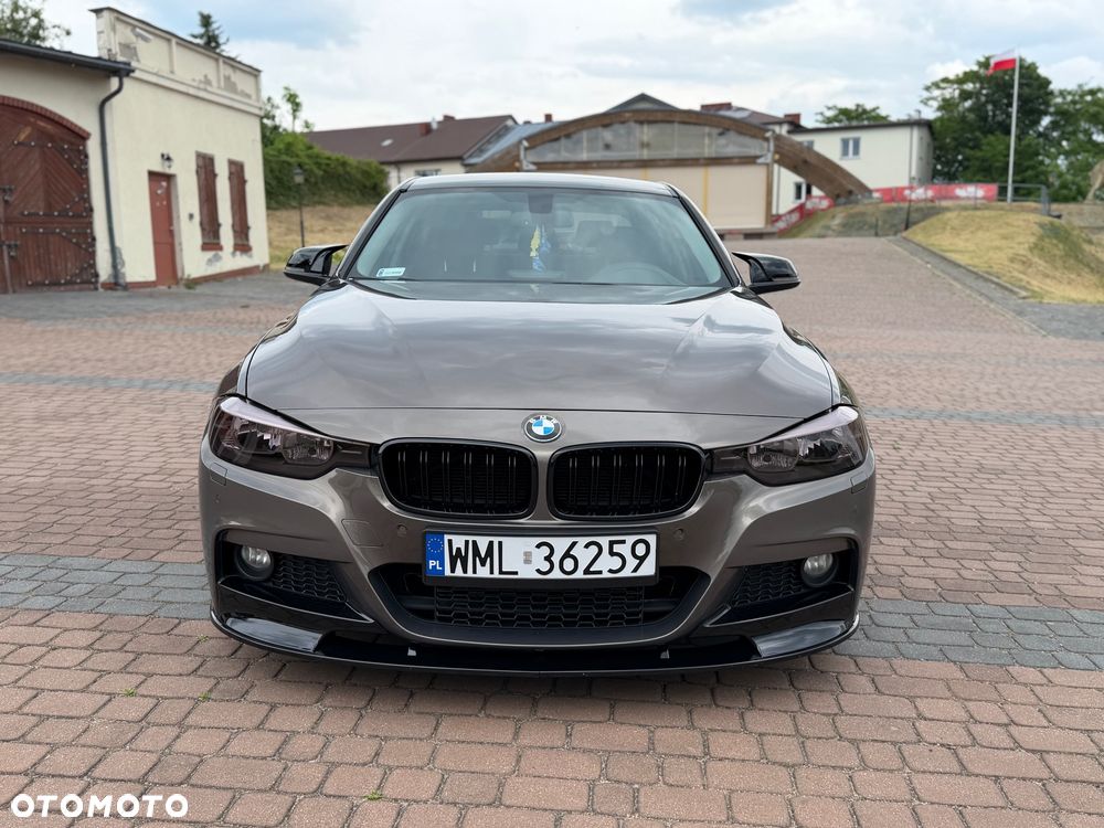 BMW Seria 3 318d Blue Performance Sport Line - 14