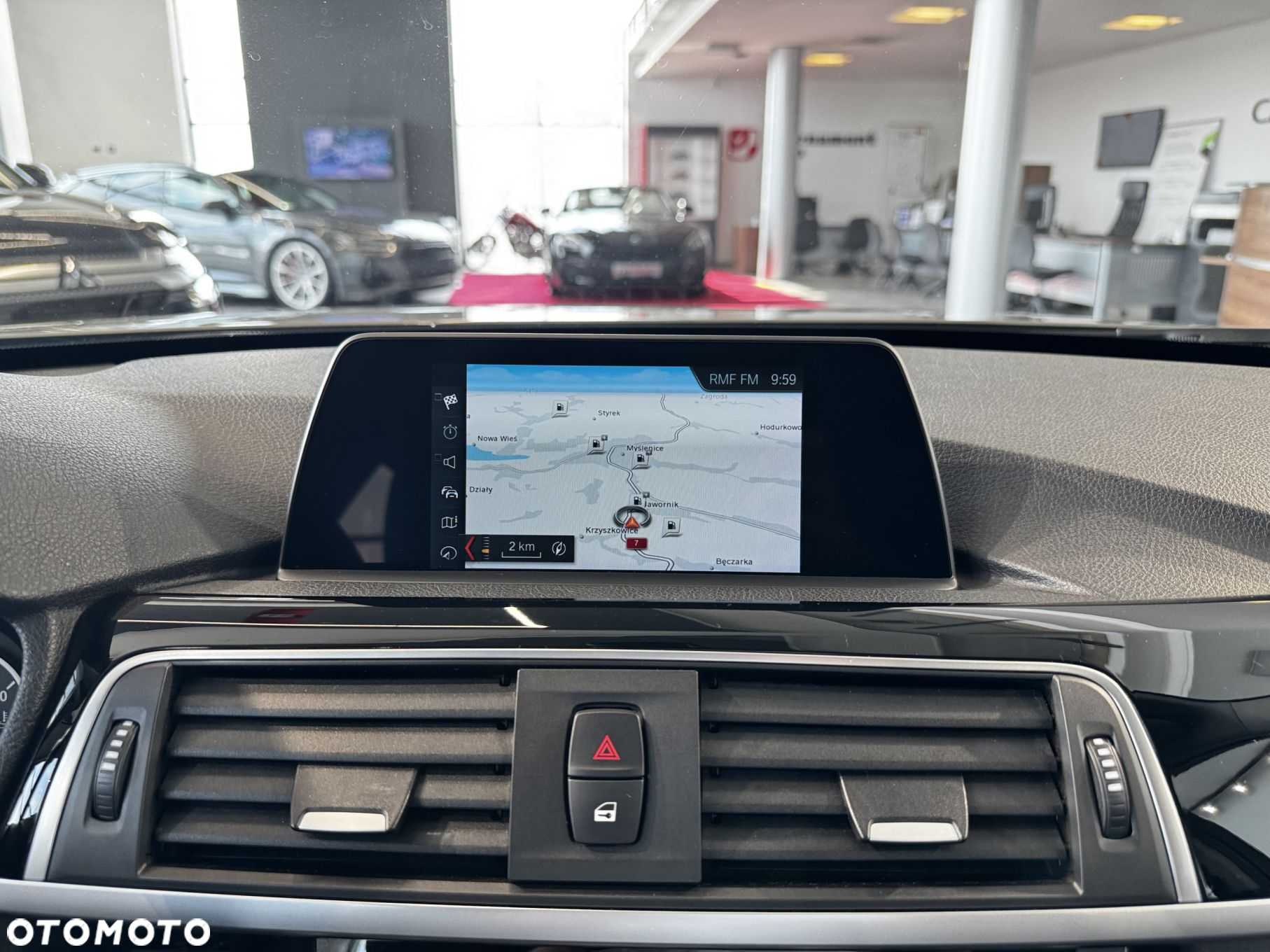 BMW Seria 3 - 26