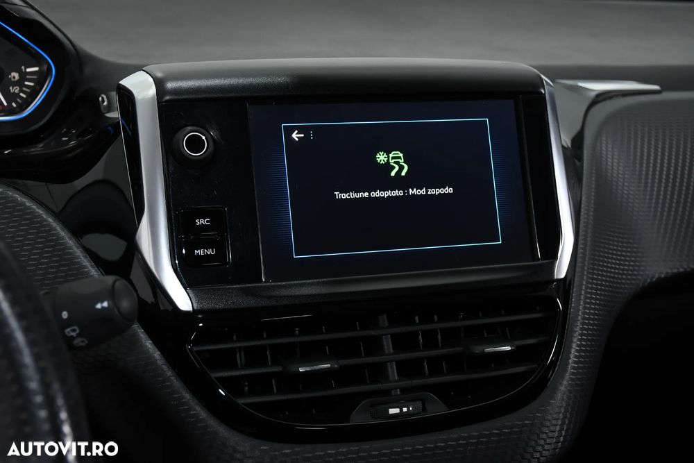 Peugeot 2008 PureTech 110 GPF Stop&Start EAT6 Crossway - 19