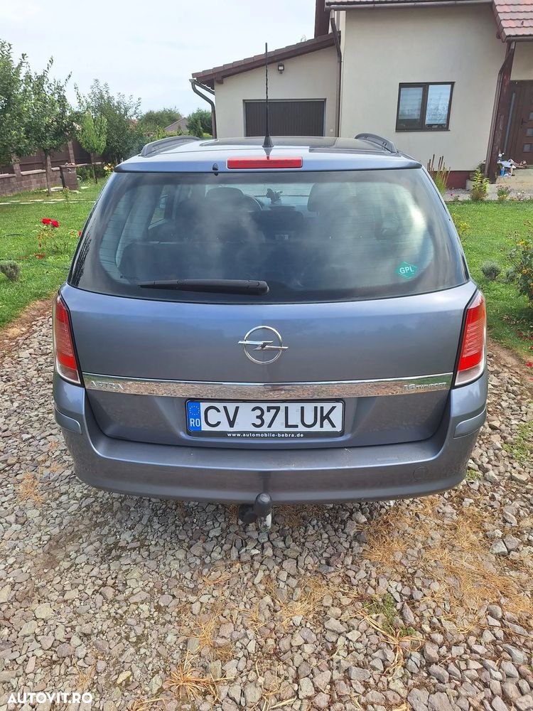 Opel Astra Classic 1.6i - 8