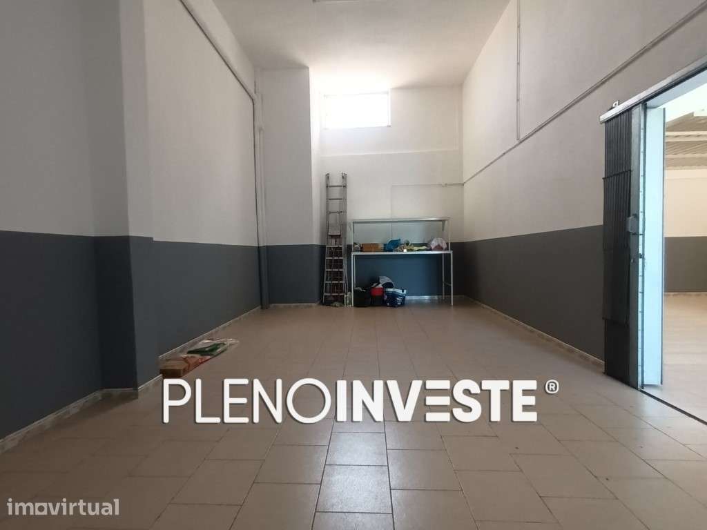 Arrendamento de 3 Espaços Independentes em Corroios - Grande imagem: 4/28