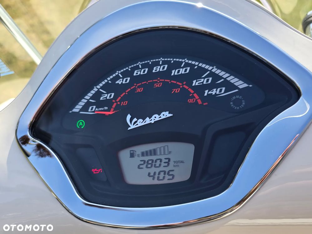 Piaggio Vespa - 10