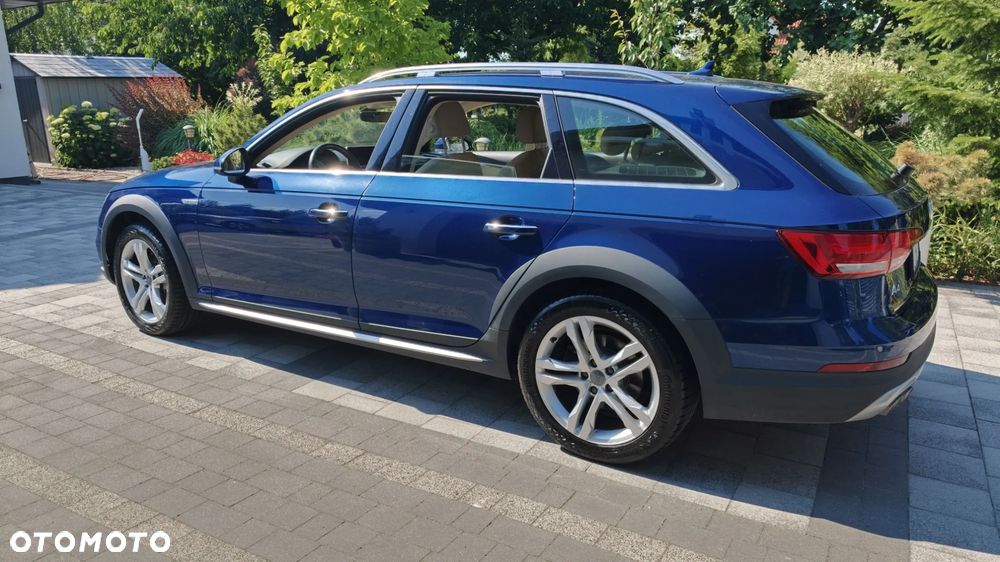 Audi A4 Allroad 2.0 TDI Quattro S tronic - 8