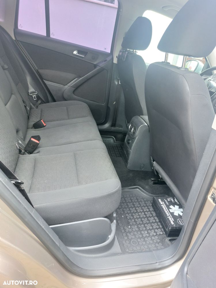 Volkswagen Tiguan - 14