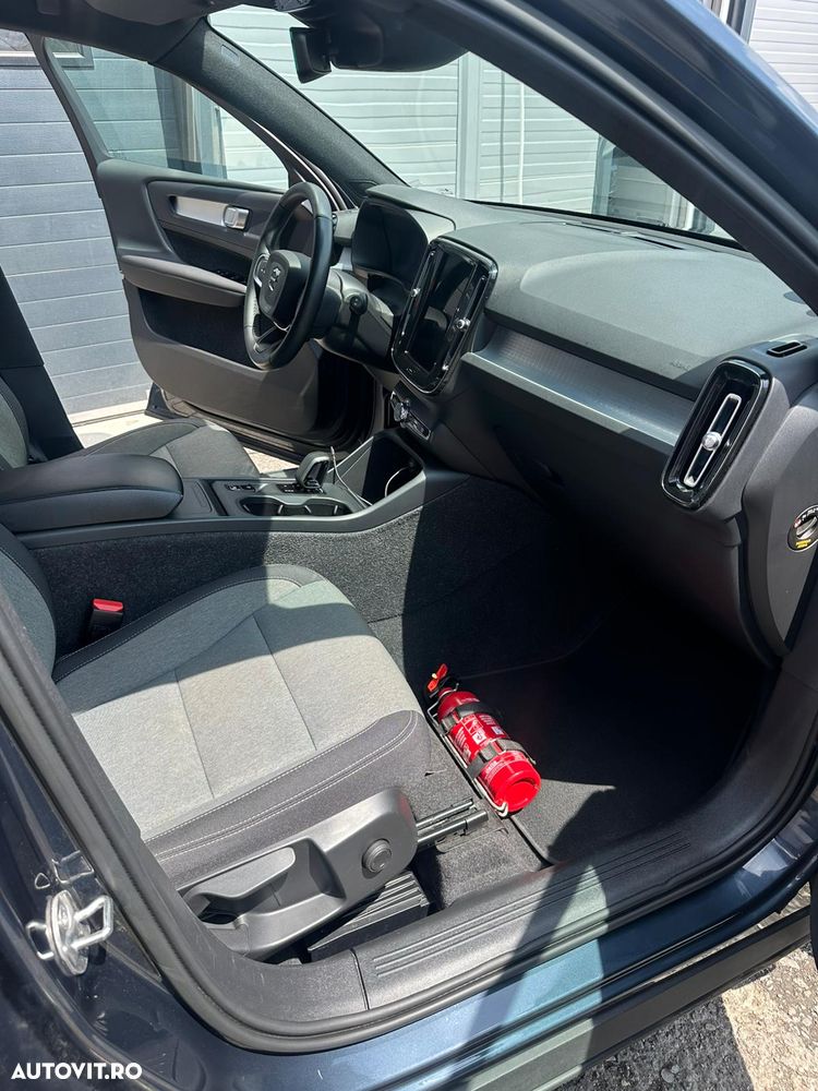 Volvo XC 40 T2 AT8 Momentum - 18