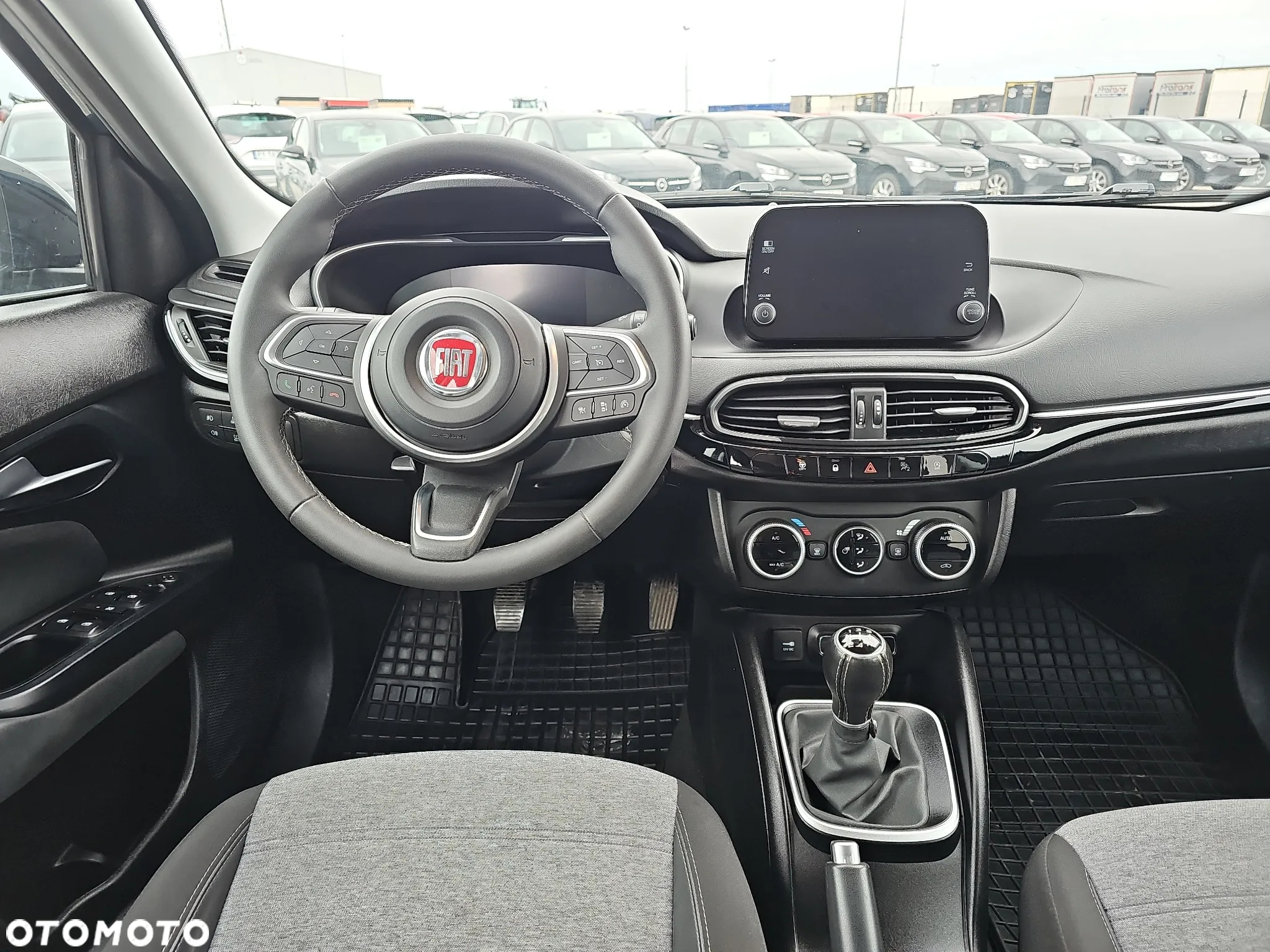 Fiat Tipo 1.0 T3 Cross - 10