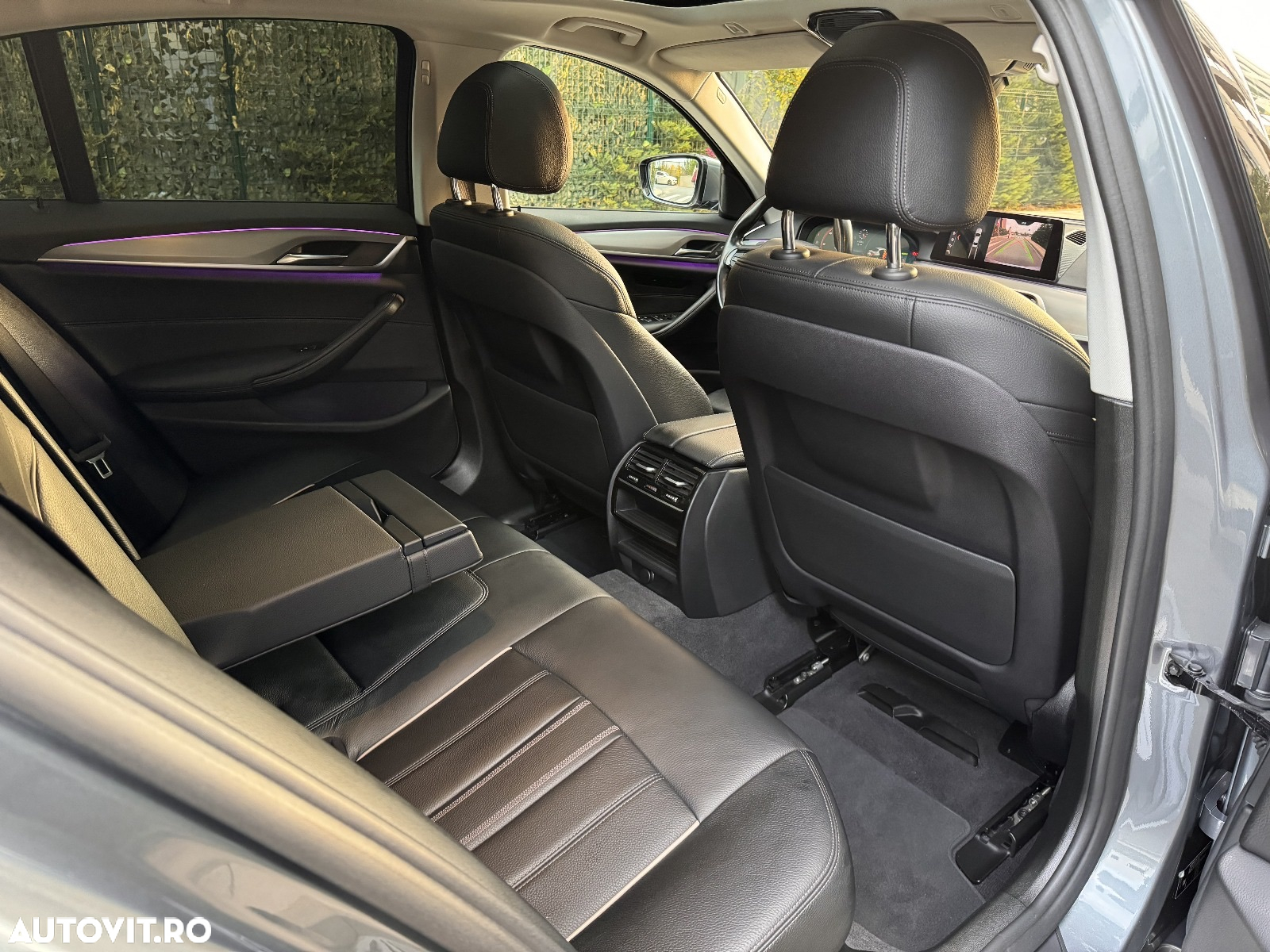BMW Seria 5 520d AT - 14