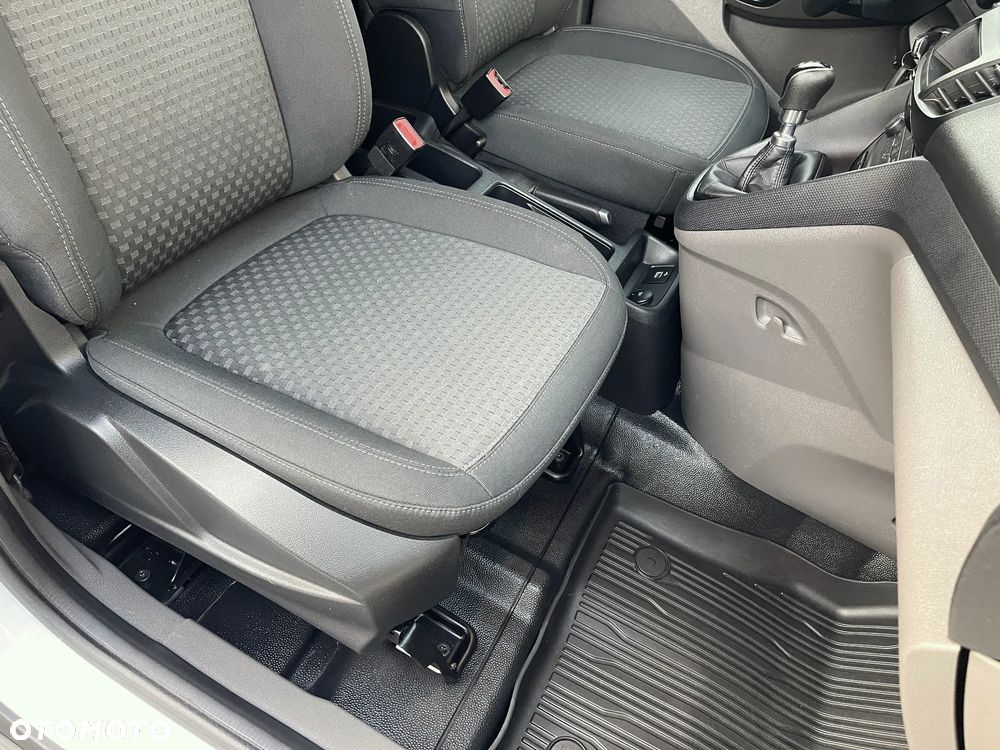 Ford Transit Connect - 34