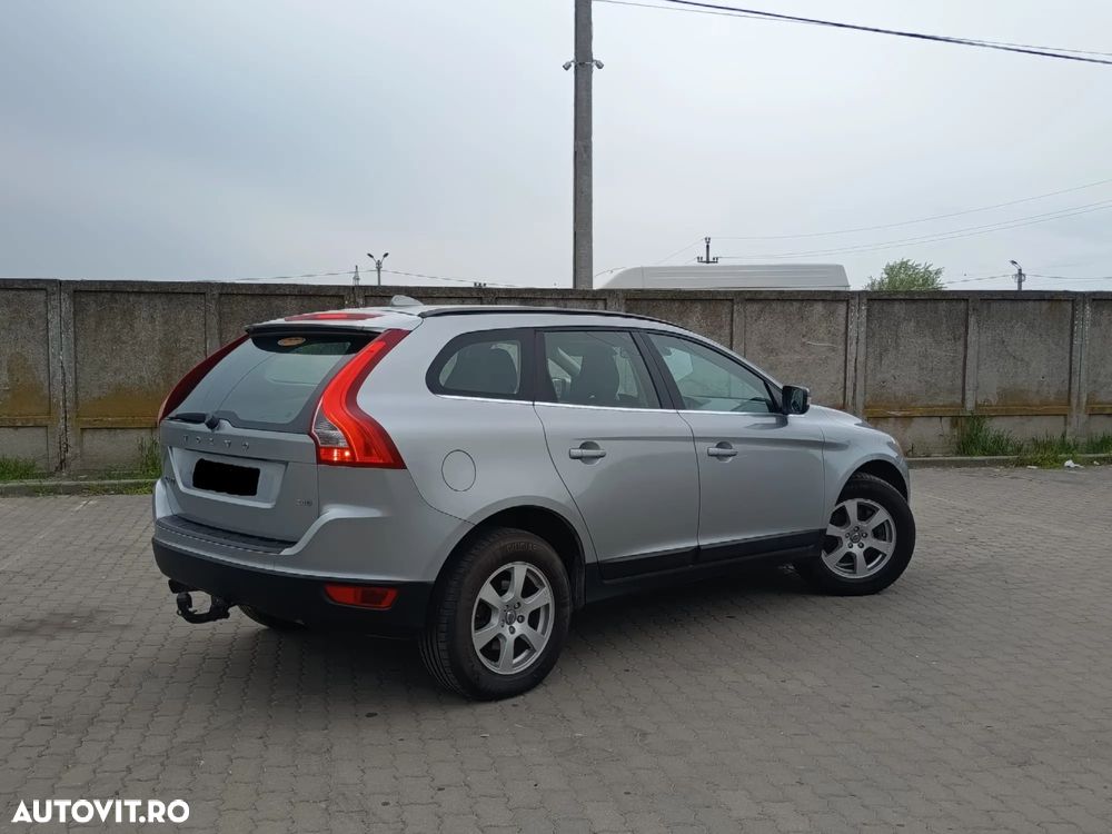 Volvo XC 60 - 4