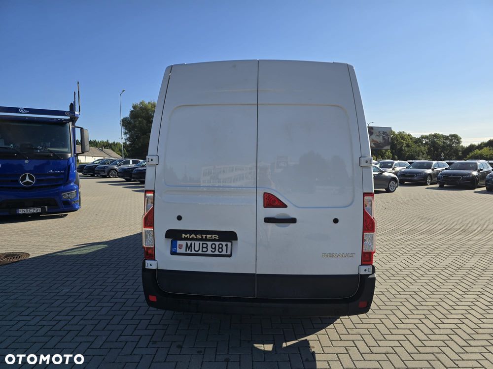 Renault Master - 9