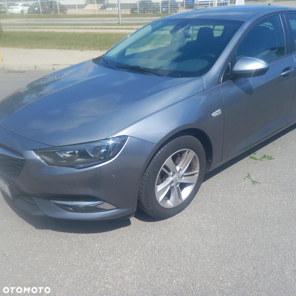 Opel Insignia - 1
