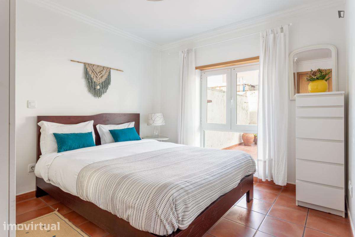 Apartamento com 2 quartos - localizado em Torres vedras - Grande imagem: 2/21