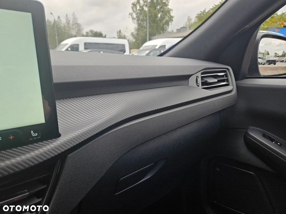 Ford Kuga - 32