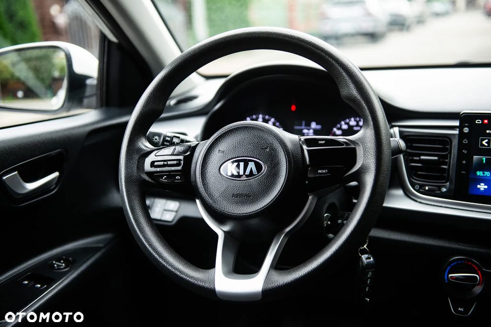 Kia Rio 1.2 Attract - 30