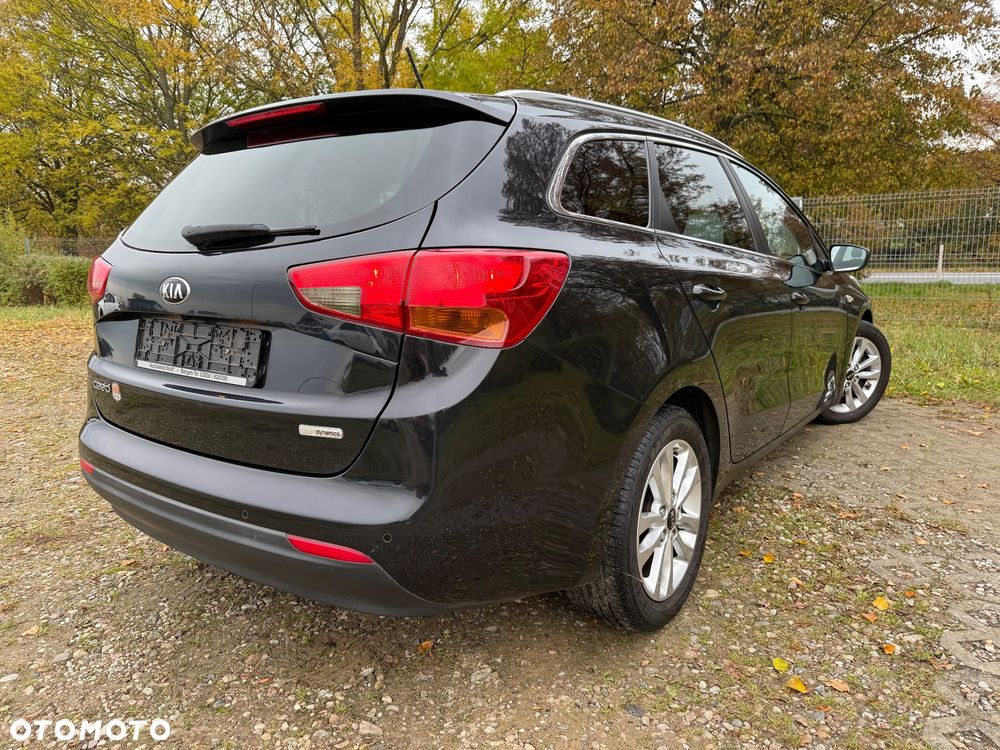 Kia Ceed 1.4 CVVT Dream-Team Edition - 6