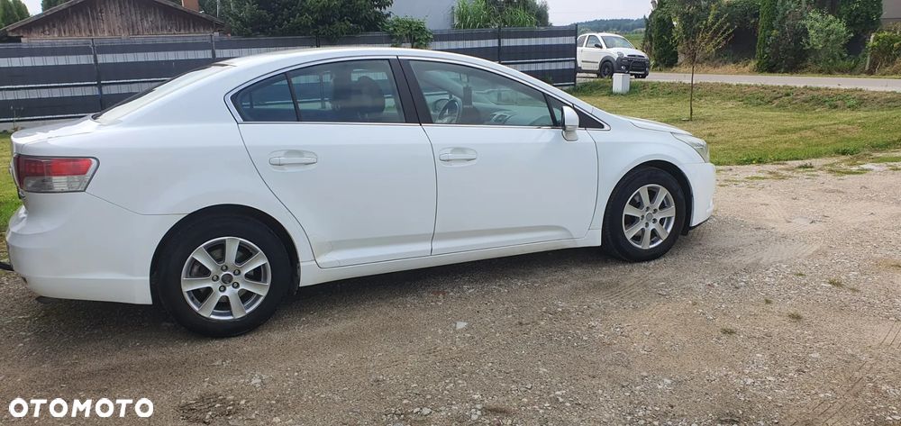 Toyota Avensis 2009 photo 5