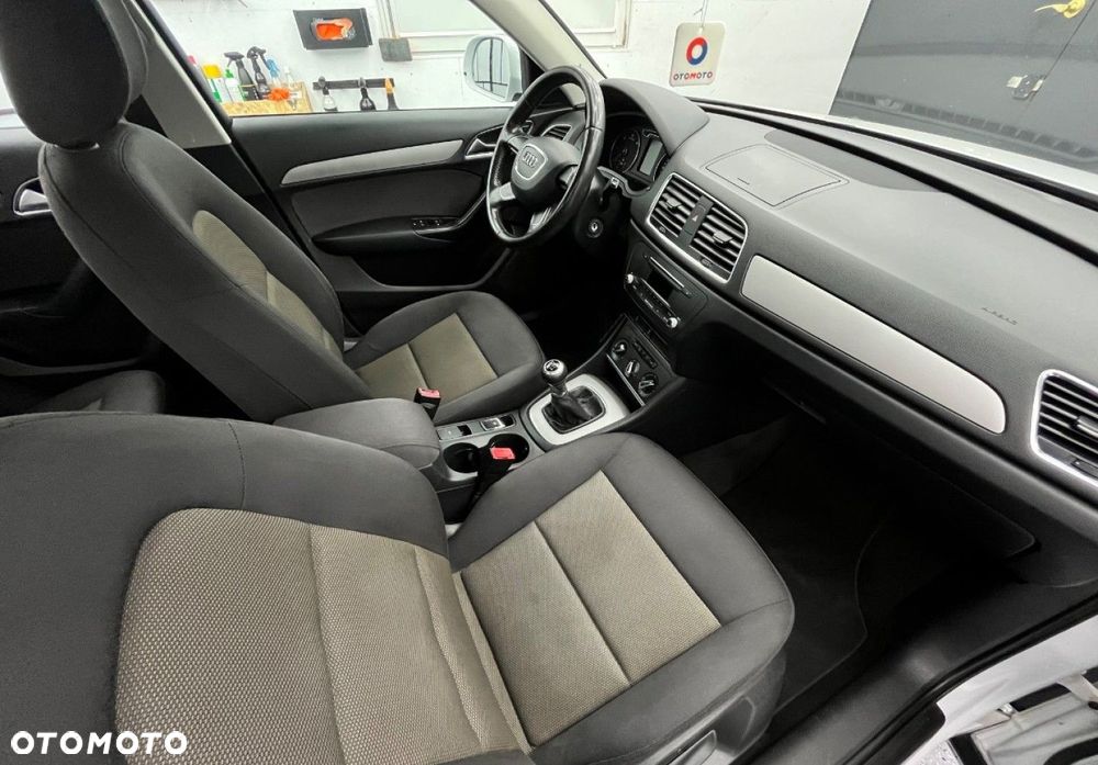 Audi Q3 - 21