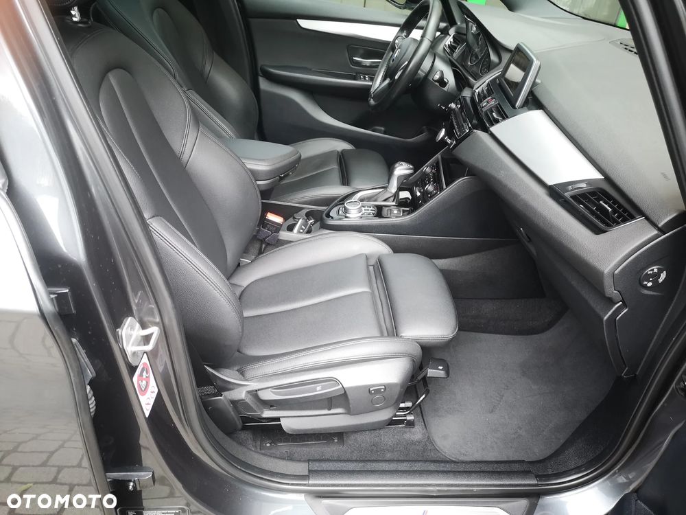 BMW Seria 2 218d GT M Sport - 30