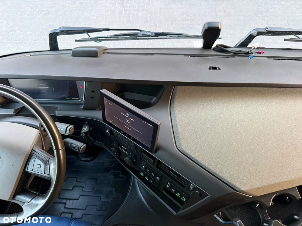 Volvo FH500/EURO6//METALIK/FULL LED/NAVI/KLIMA.POSTOJOWA/SPROWADZONY - 37