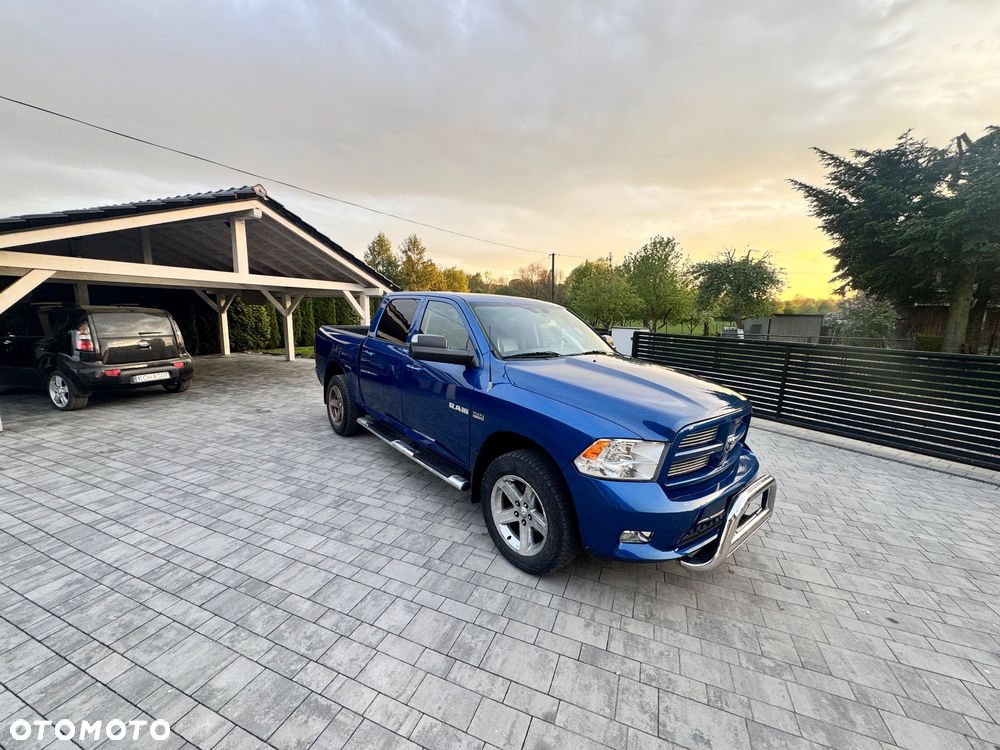 Dodge RAM - 1