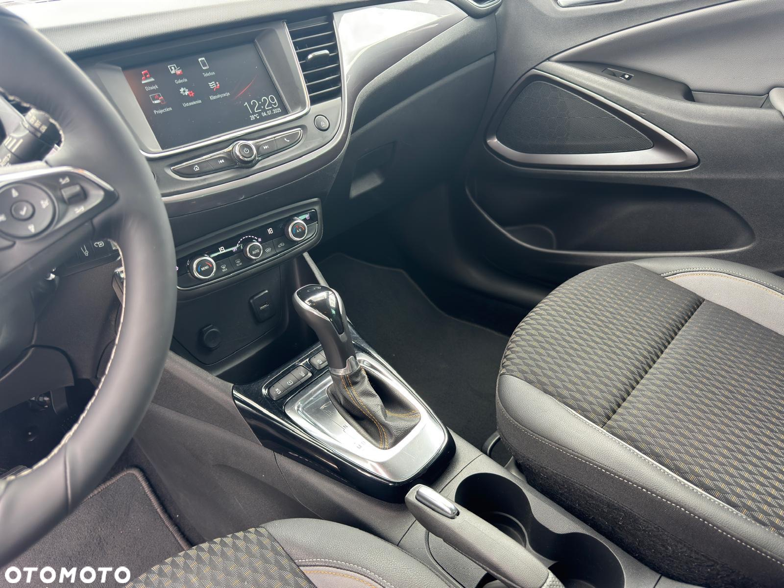 Opel Crossland X 1.2 Start/Stop Automatik Ultimate - 28