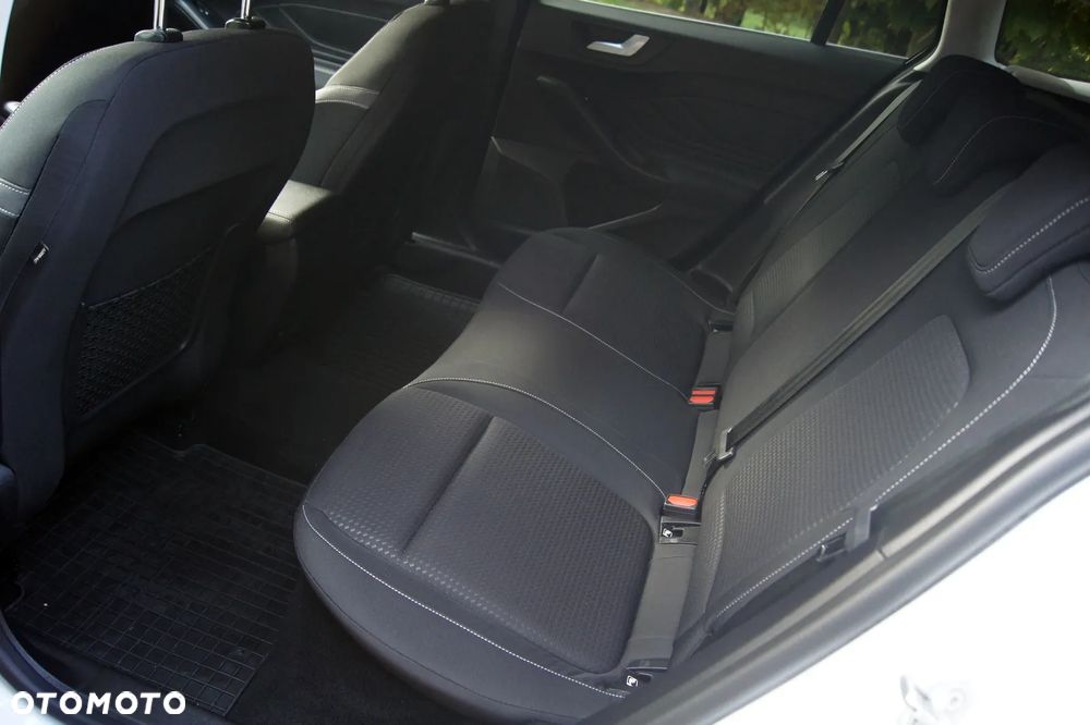 Ford Focus Turnier 1.5 EcoBlue Start-Stopp-System COOL&CONNECT - 31