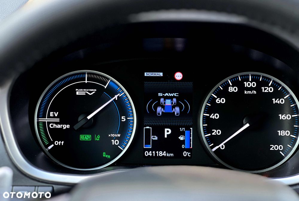 Mitsubishi Eclipse Cross - 23