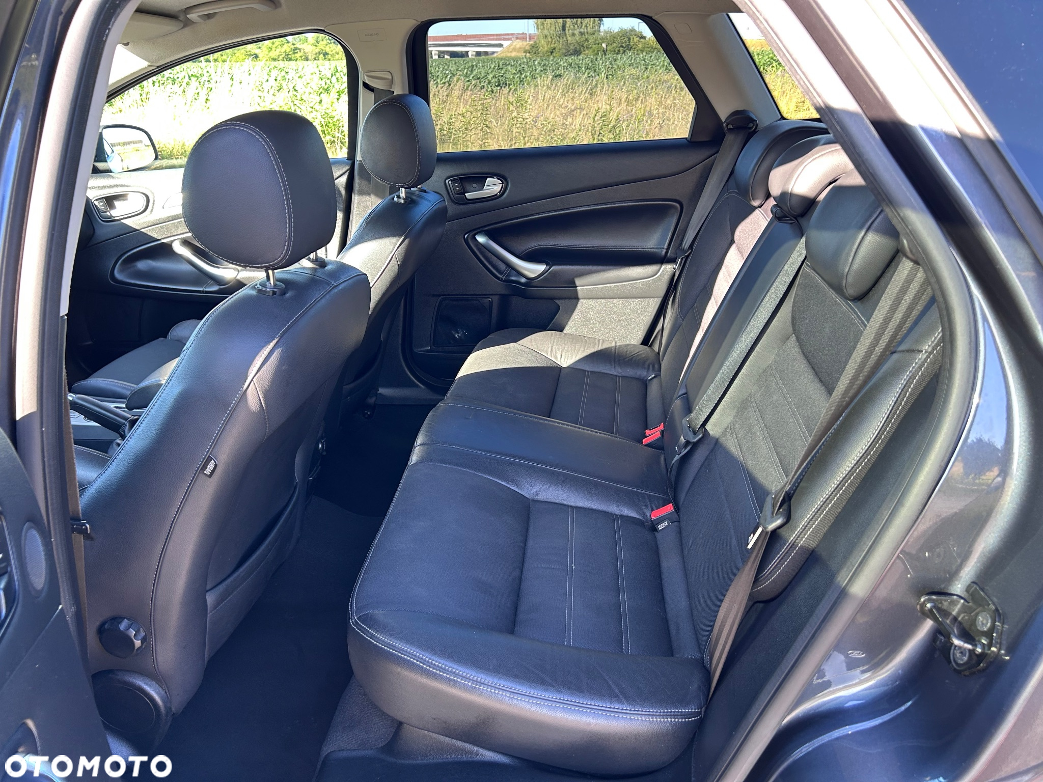 Ford Mondeo Turnier 2.0 Titanium - 12