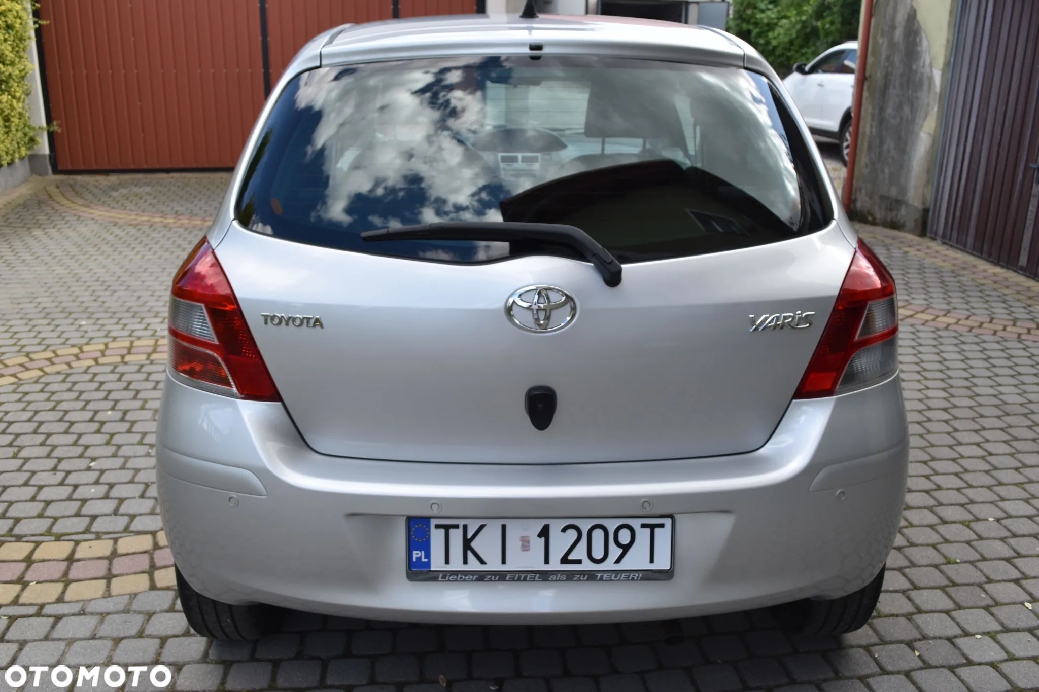Toyota Yaris - 4