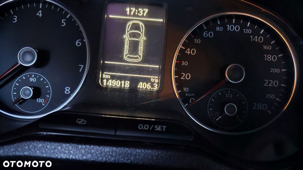 Volkswagen Polo 2011 photo 2