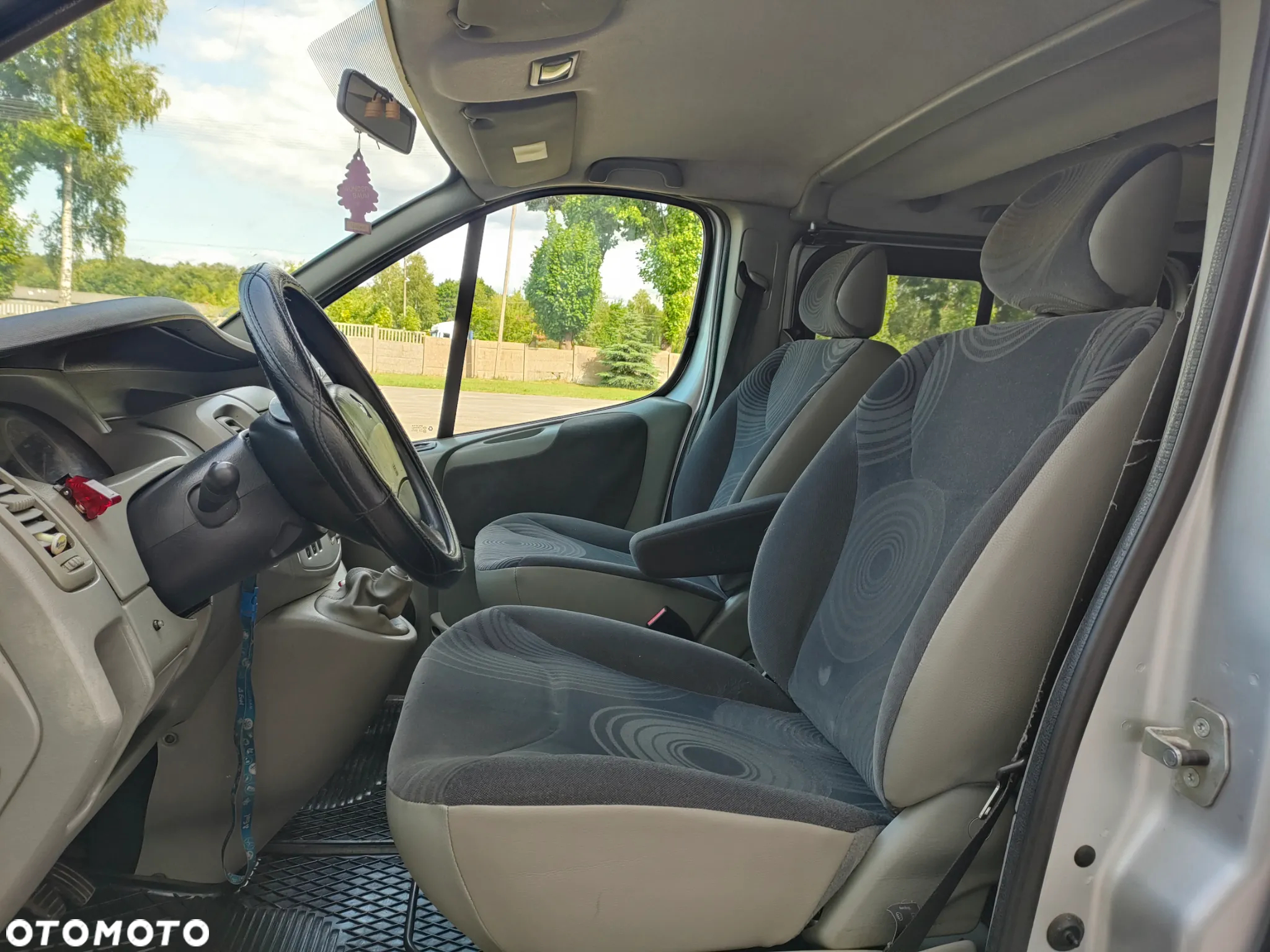 Renault Trafic 2.5 dCi 150 FAP Passenger L1H1 Privilège - 14