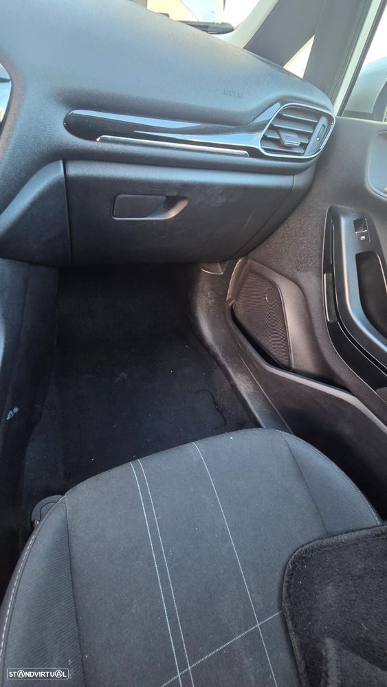 Ford Fiesta 1.1 Ti-VCT Business - 13