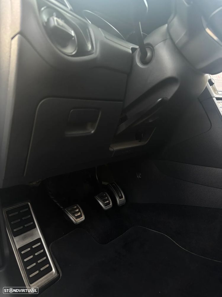VW Golf 2.0 TDi GTD - 33