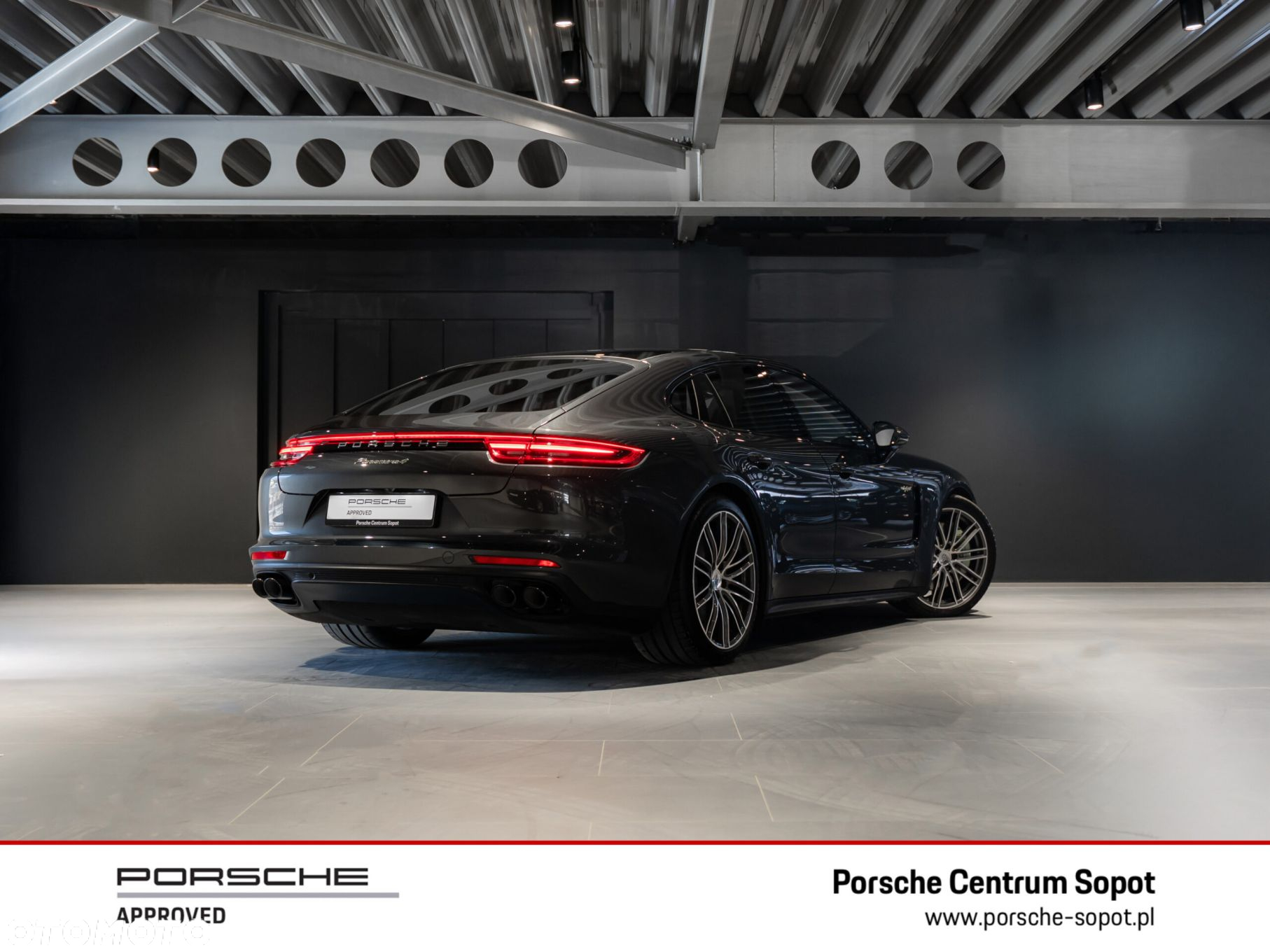 Porsche Panamera - 5